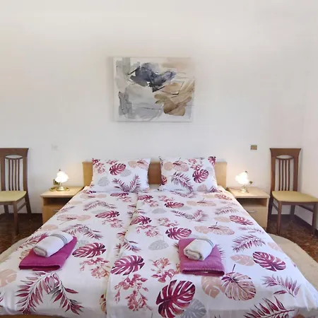 Quiet Flat In Donji Picudo Near Umag Cepljani