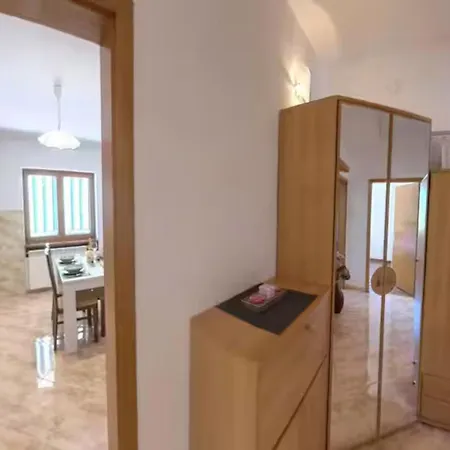 Quiet Flat In Donji Picudo Near Umag Apartman Cepljani