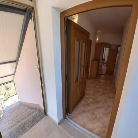 Quiet Flat In Donji Picudo Near Umag Apartman Cepljani