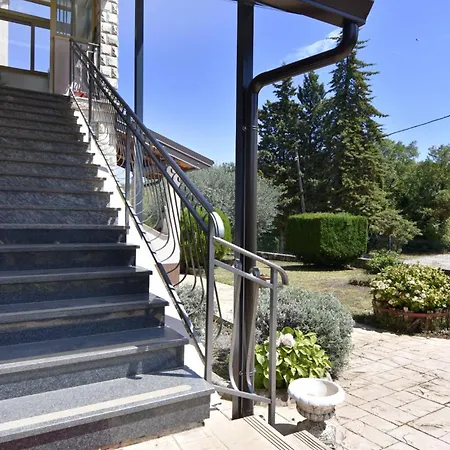Quiet Flat In Donji Picudo Near Umag * Cepljani