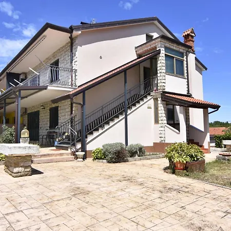 Quiet Flat In Donji Picudo Near Umag Διαμέρισμα Cepljani